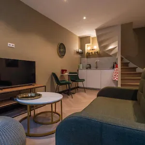 Apartment Downtown 