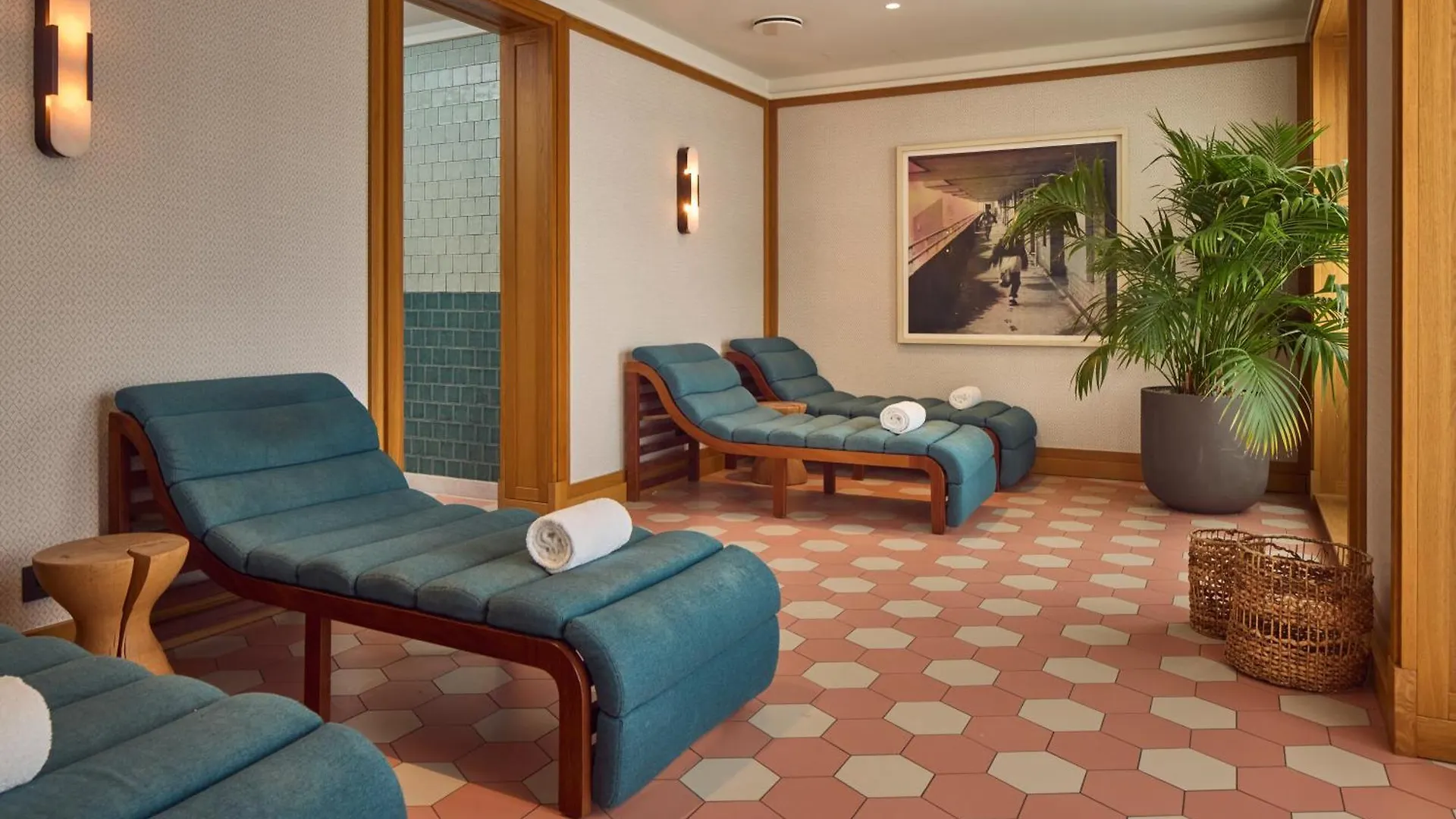The July - Boat & Co Hotell Amsterdam