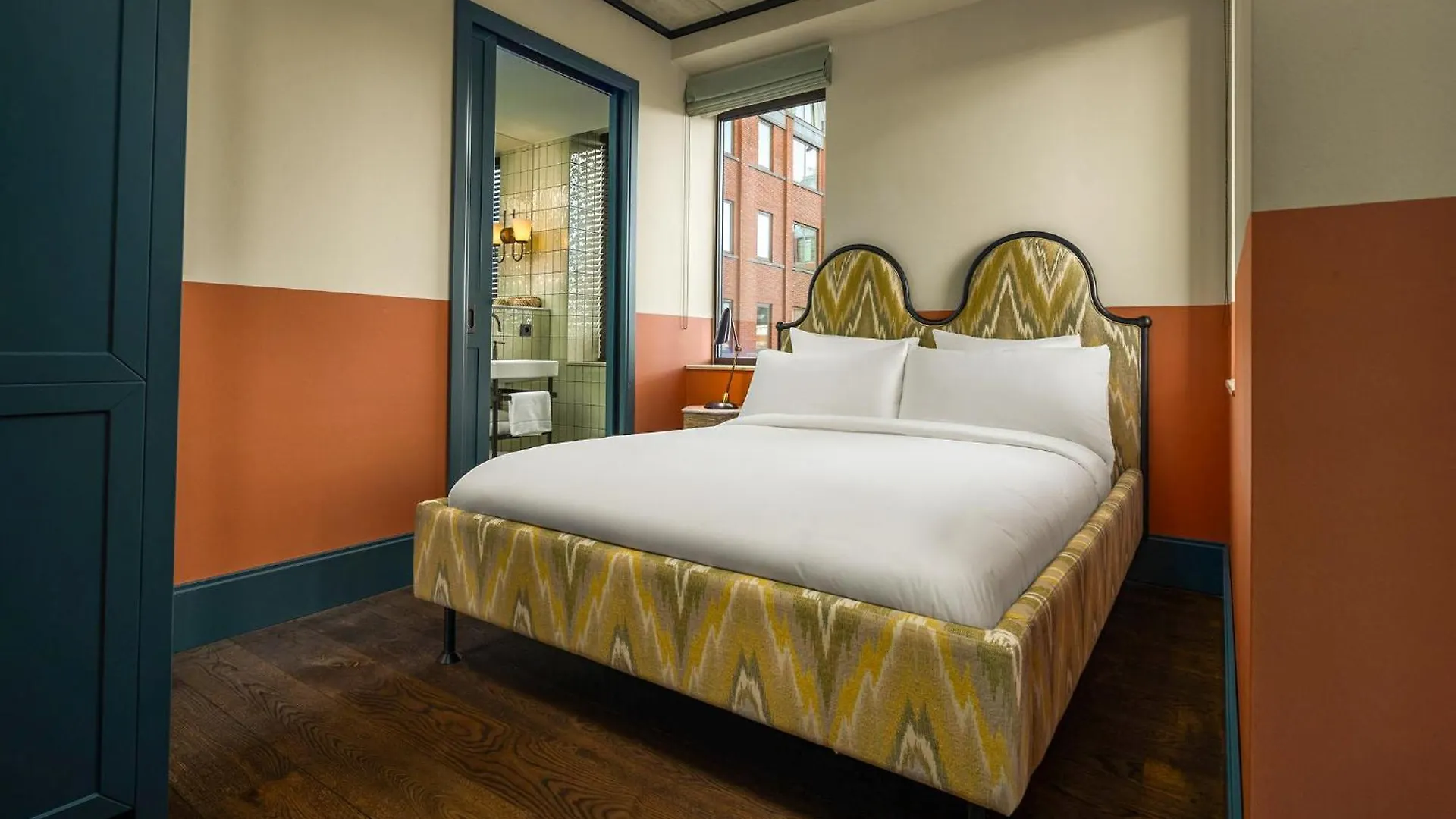 The July - Boat & Co Hotel Amsterdam
