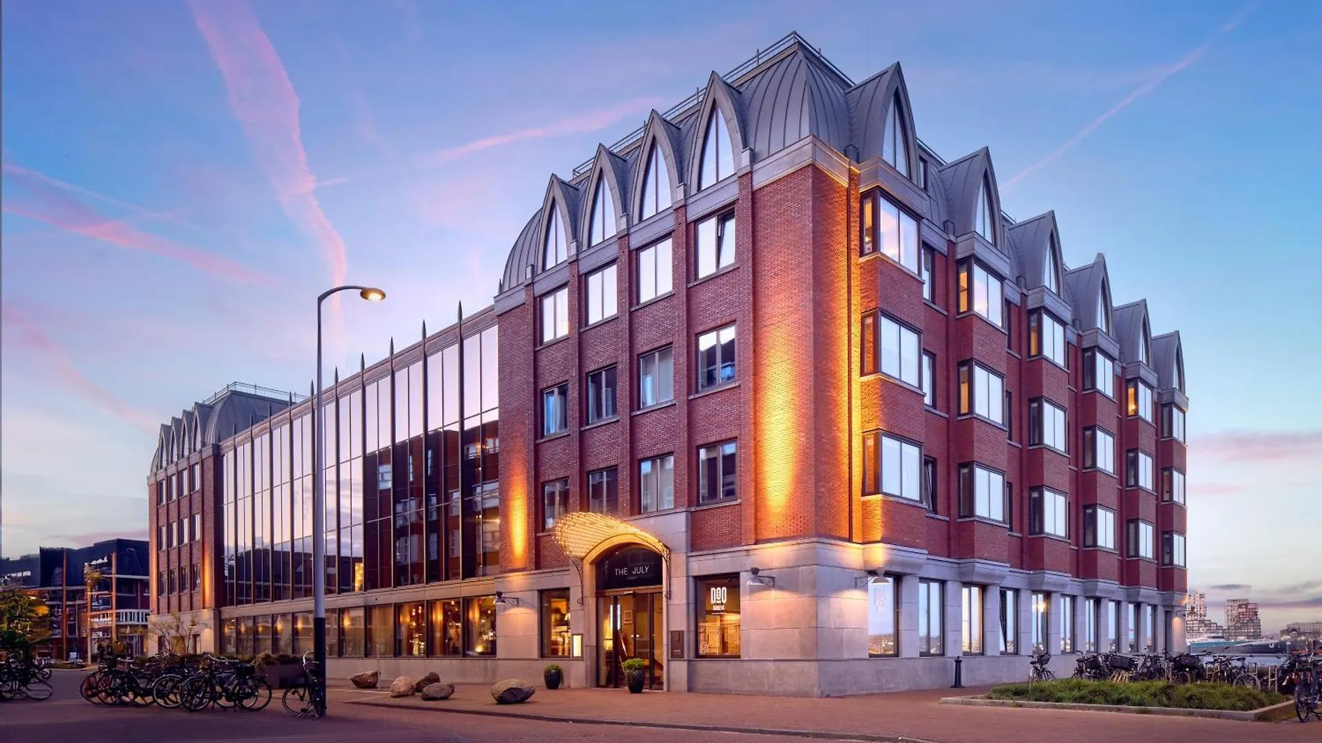 ****  The July - Boat & Co Hotel Amsterdam Netherlands
