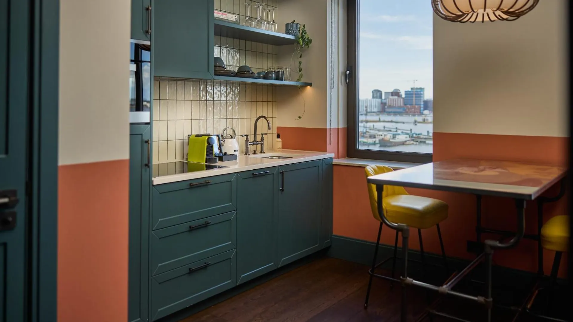 The July - Boat & Co Hotel Amsterdam