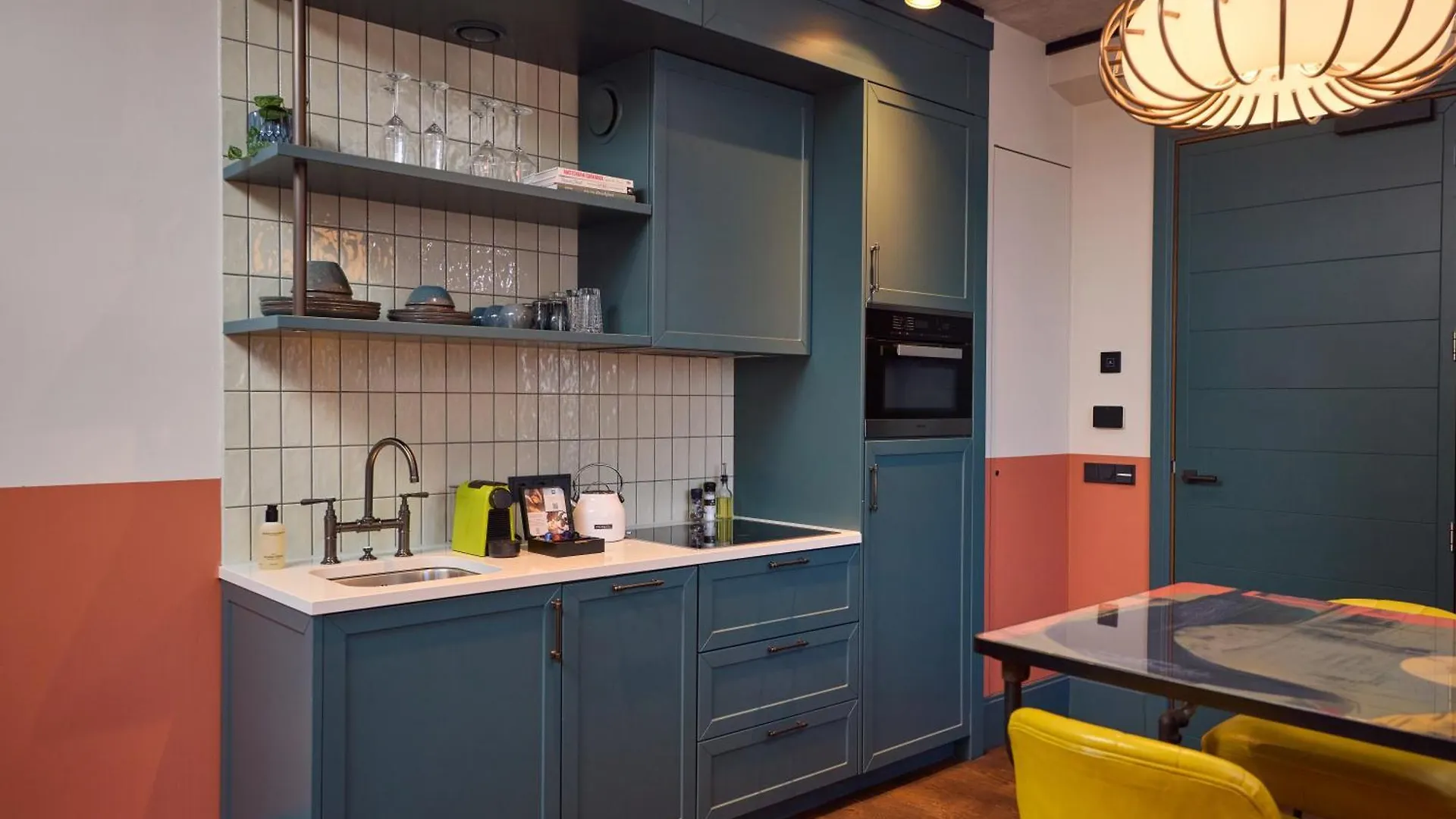 The July - Boat & Co Hotel Amsterdam
